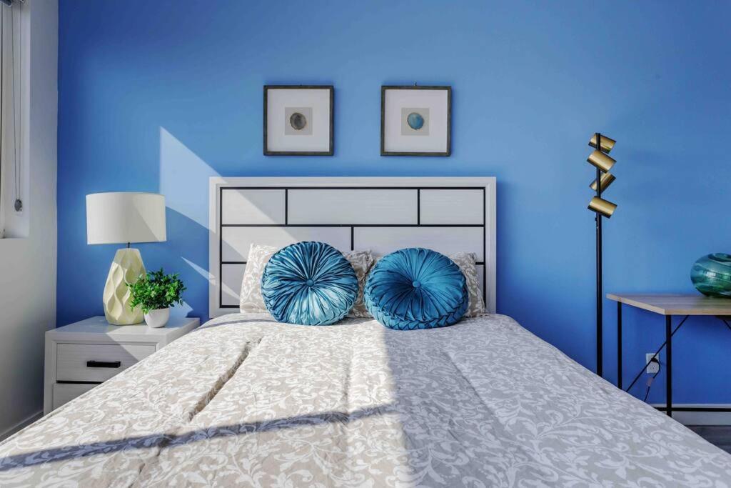 Stunning Hollywood Townhouse With Sunny Views Βίλα Λος Άντζελες Εξωτερικό φωτογραφία