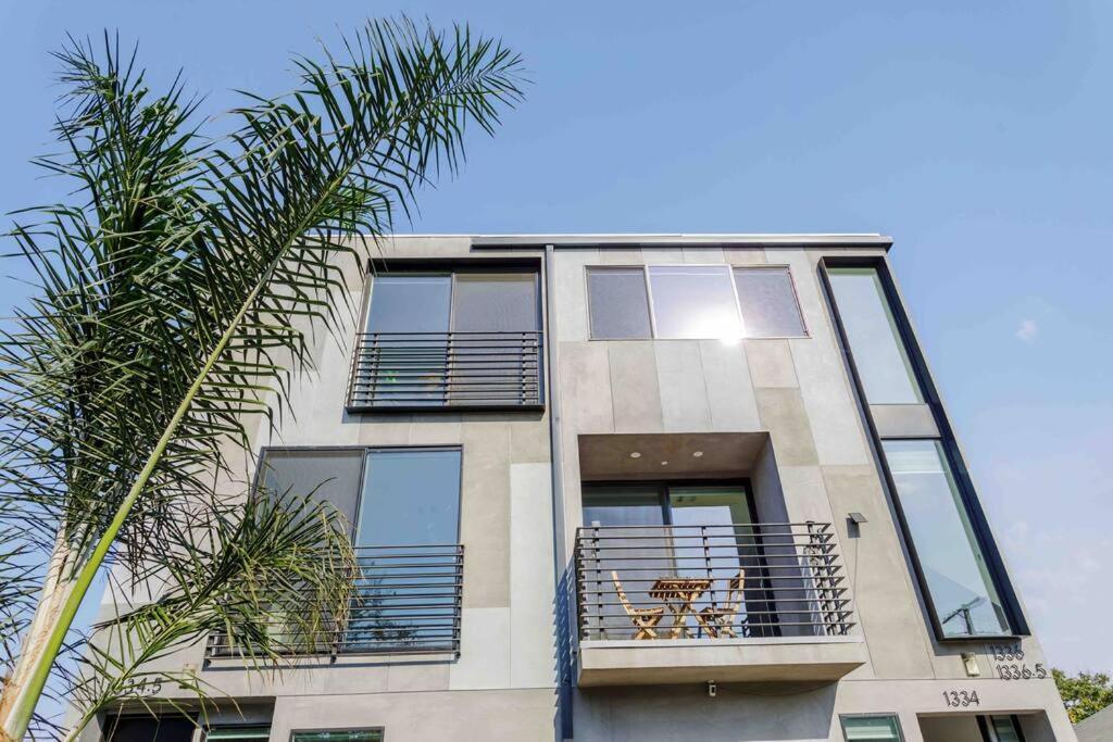 Stunning Hollywood Townhouse With Sunny Views Βίλα Λος Άντζελες Εξωτερικό φωτογραφία