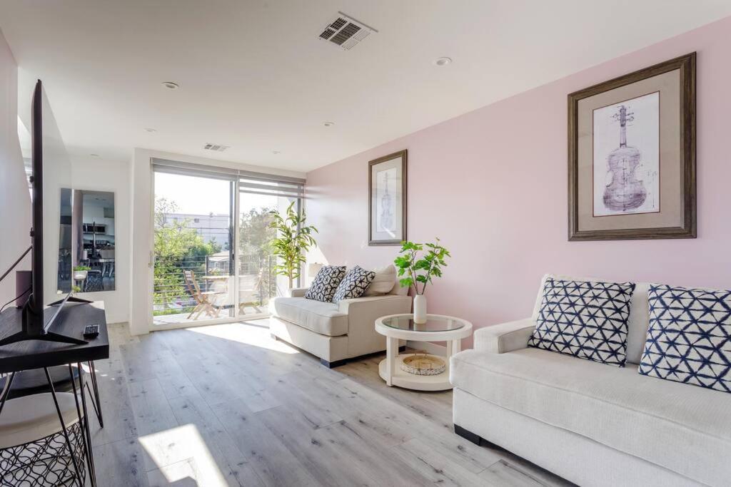 Stunning Hollywood Townhouse With Sunny Views Βίλα Λος Άντζελες Εξωτερικό φωτογραφία