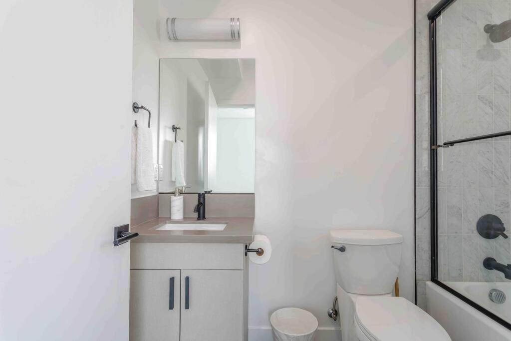 Stunning Hollywood Townhouse With Sunny Views Βίλα Λος Άντζελες Εξωτερικό φωτογραφία